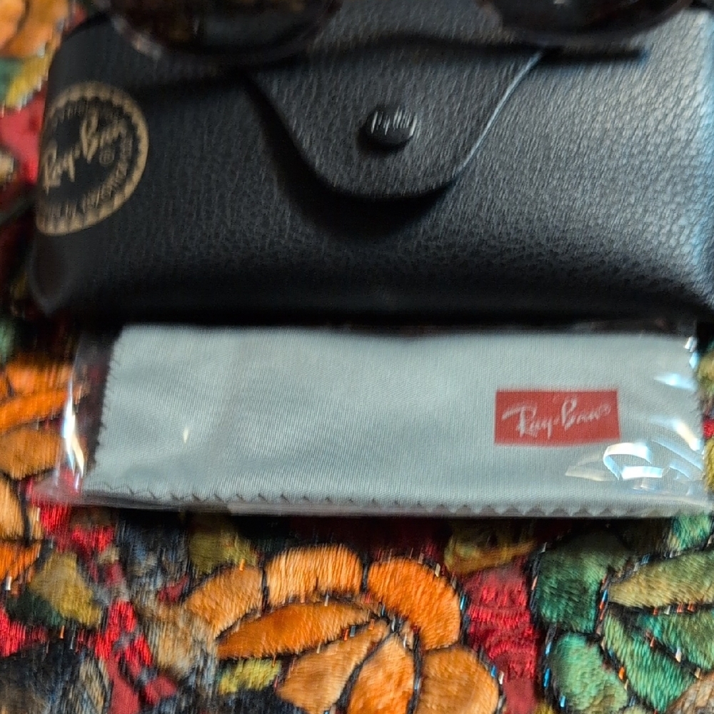 Ray-Ban Dark Gray Sunglasses - Picture 2 of 7